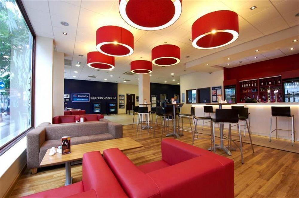Travelodge London Woolwich Exteriér fotografie