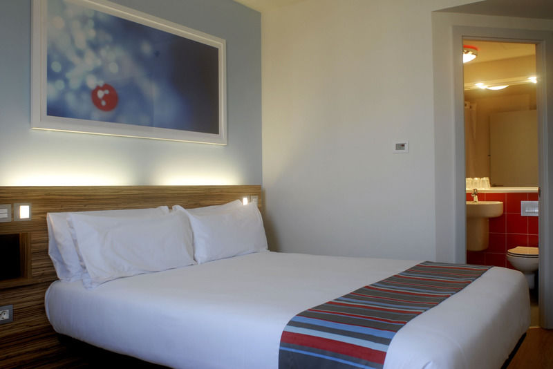 Travelodge London Woolwich Exteriér fotografie